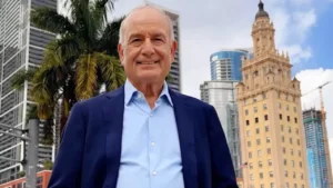 Eliott Rodríguez Hits Majority Support in Campaign Poll for CD-27 Democratic Primary