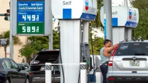 Florida Gas Prices Fall 32 Cents as Holiday Travelers Get a Break at the Pump