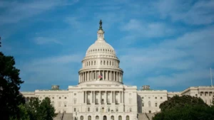 Three Florida Democrats Join GOP to Pass Congressional Stock-Trading Limits and Voter ID